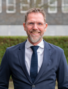 Profielfoto van auteur prof. dr. Vincent de Groot