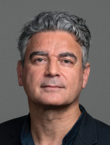 Profielfoto van auteur dr. Karim Benammar