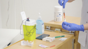 Afbeelding van cursus Medicijnspuit klaarmaken met kant-en-klaar medicijn