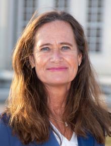 Profielfoto van auteur dr. Monique Danser